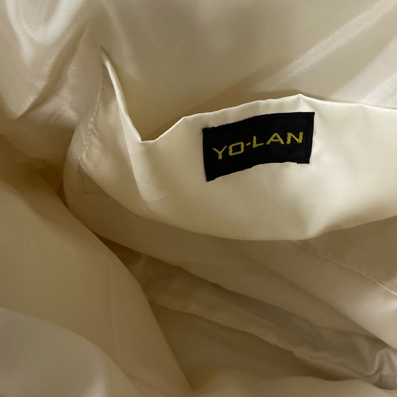 YO-LAN handmade cream canvas lined tote bag, inside patch pocket.  NWOT. - Picture 4 of 5